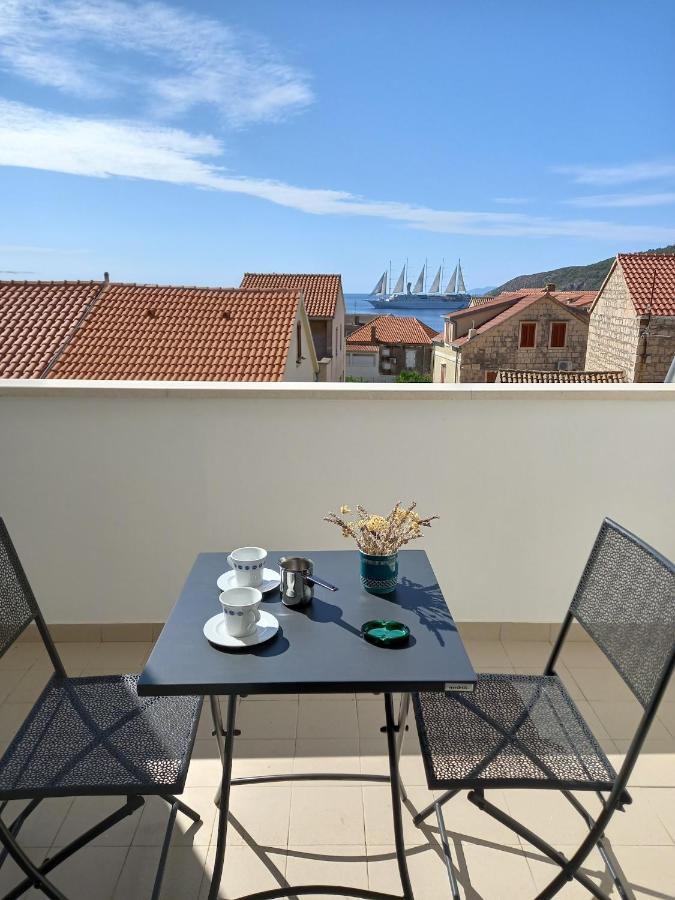 Apartments Nona Draga Komiza Ngoại thất bức ảnh