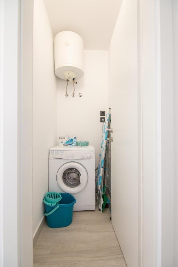 Apartments Nona Draga Komiza Ngoại thất bức ảnh