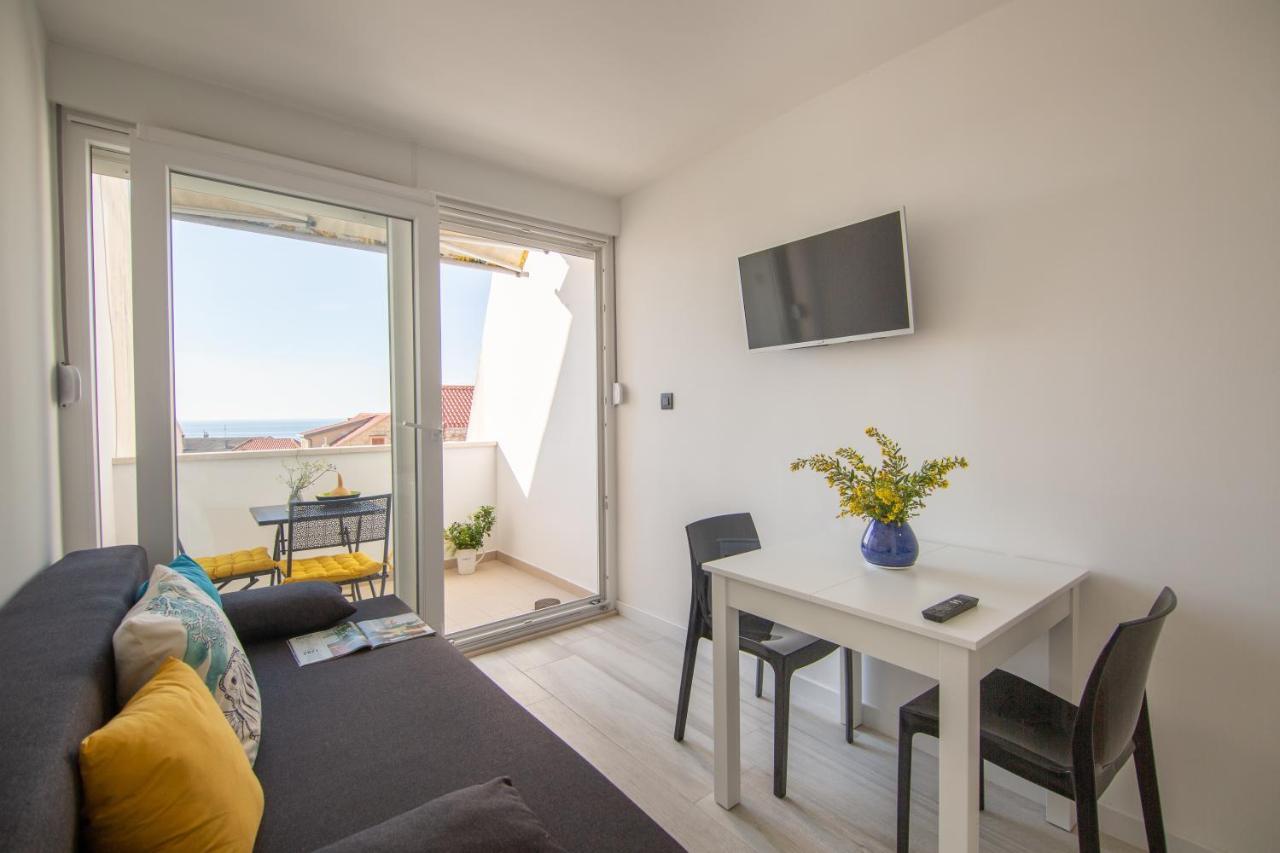 Apartments Nona Draga Komiza Ngoại thất bức ảnh