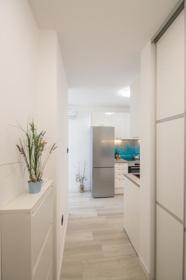 Apartments Nona Draga Komiza Ngoại thất bức ảnh