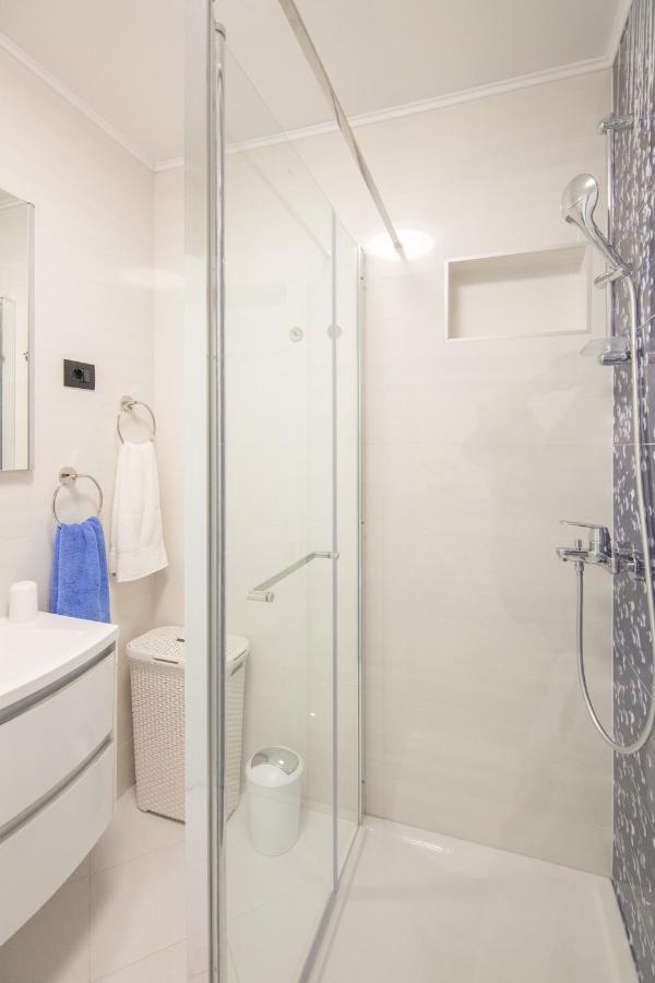 Apartments Nona Draga Komiza Ngoại thất bức ảnh