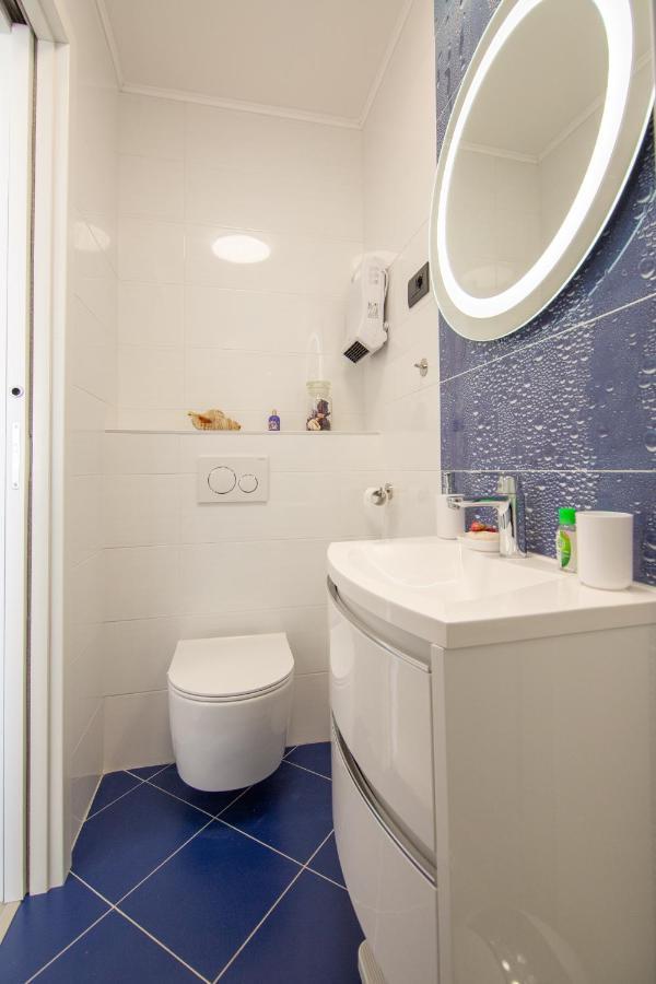 Apartments Nona Draga Komiza Ngoại thất bức ảnh