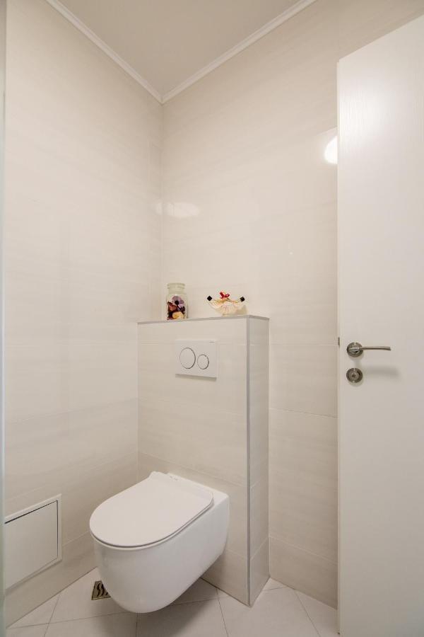 Apartments Nona Draga Komiza Ngoại thất bức ảnh